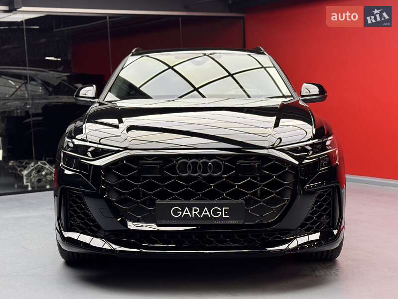 Внедорожник / Кроссовер Audi RS Q8 2025 в Киеве