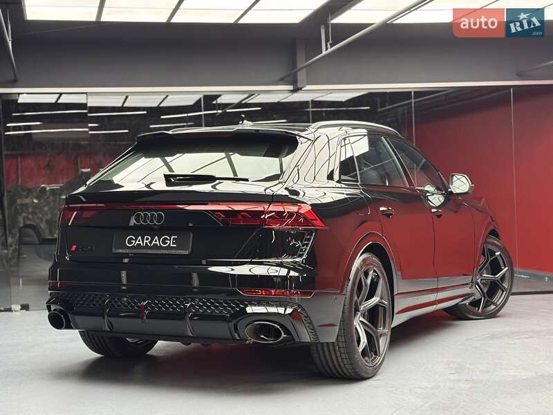Внедорожник / Кроссовер Audi RS Q8 2025 в Киеве