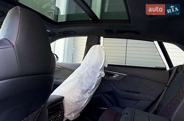 Внедорожник / Кроссовер Audi RS Q8 2025 в 