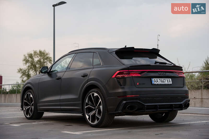 Позашляховик / Кросовер Audi RS Q8 2020 в Києві