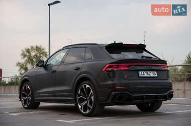Внедорожник / Кроссовер Audi RS Q8 2020 в 
