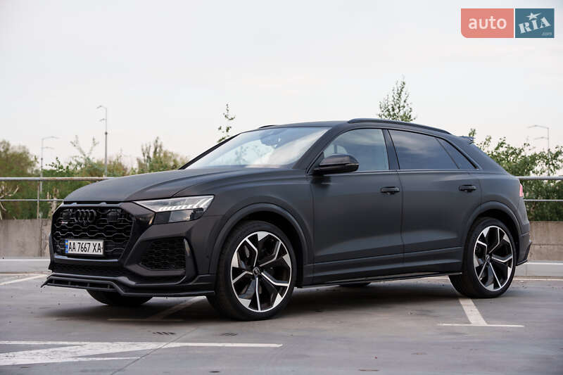 Позашляховик / Кросовер Audi RS Q8 2020 в Києві