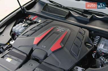 Внедорожник / Кроссовер Audi RS Q8 2023 в 