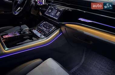 Внедорожник / Кроссовер Audi RS Q8 2024 в 