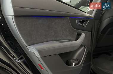 Позашляховик / Кросовер Audi RS Q8 2025 в 