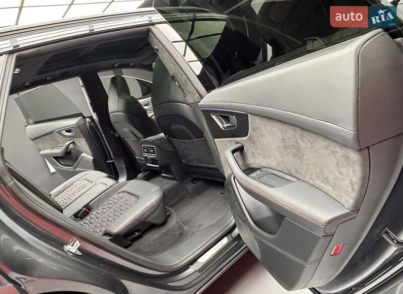 Внедорожник / Кроссовер Audi RS Q8 2021 в Киеве
