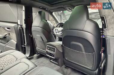 Позашляховик / Кросовер Audi RS Q8 2021 в 
