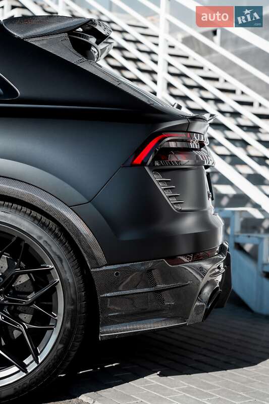 Позашляховик / Кросовер Audi RS Q8 2020 в Києві