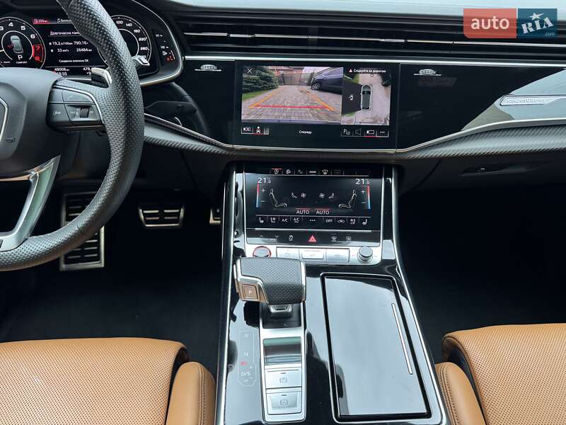 Внедорожник / Кроссовер Audi RS Q8 2021 в Киеве