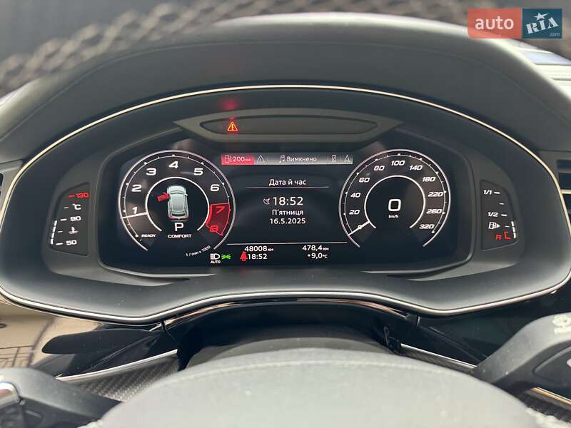 Внедорожник / Кроссовер Audi RS Q8 2021 в Киеве