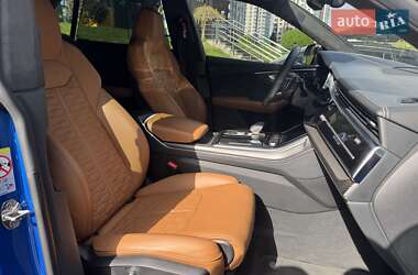 Позашляховик / Кросовер Audi RS Q8 2020 в 