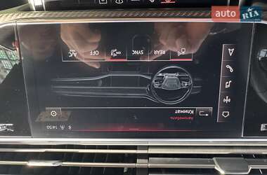 Позашляховик / Кросовер Audi RS Q8 2020 в 
