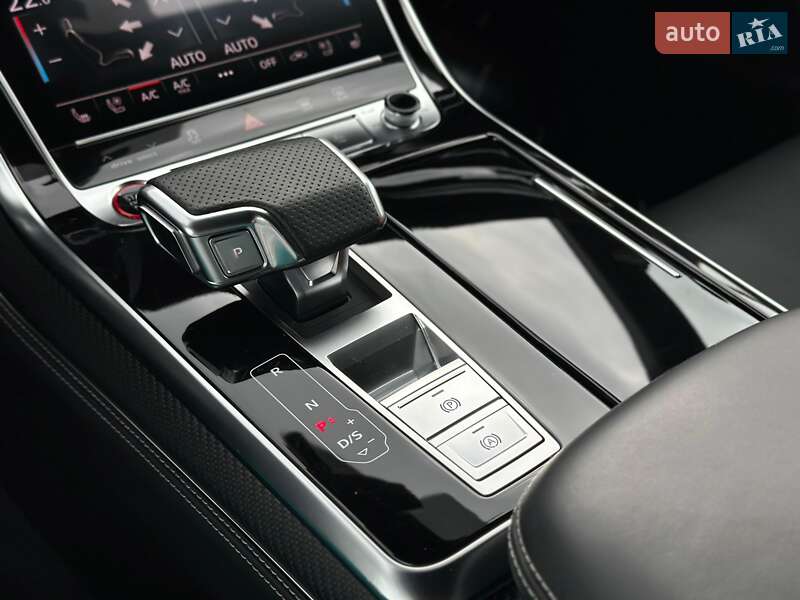 Позашляховик / Кросовер Audi RS Q8 2023 в Києві