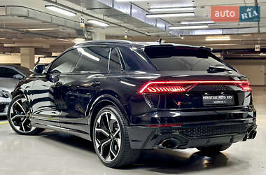Внедорожник / Кроссовер Audi RS Q8 2020 в 