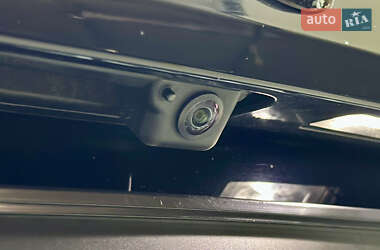 Внедорожник / Кроссовер Audi RS Q8 2020 в 