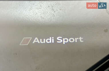Внедорожник / Кроссовер Audi RS Q8 2020 в 