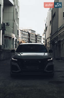 Позашляховик / Кросовер Audi RS Q8 2023 в 