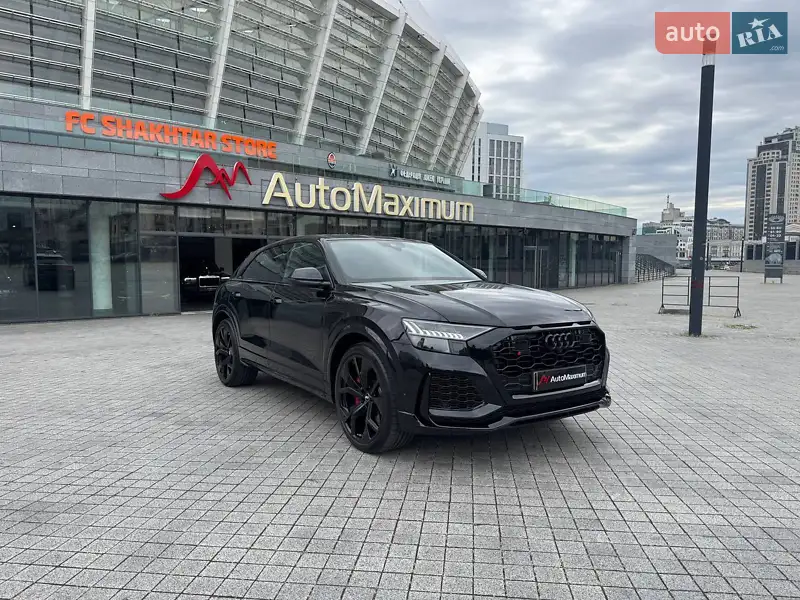 Внедорожник / Кроссовер Audi RS Q8 2020 в 