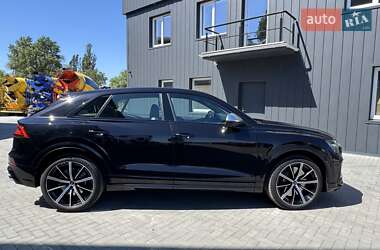 Внедорожник / Кроссовер Audi RS Q8 2020 в 