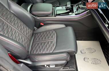 Внедорожник / Кроссовер Audi RS Q8 2021 в 