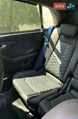 Внедорожник / Кроссовер Audi RS Q8 2025 в 