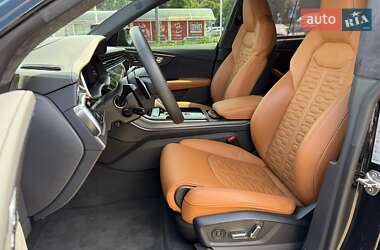 Позашляховик / Кросовер Audi RS Q8 2021 в 