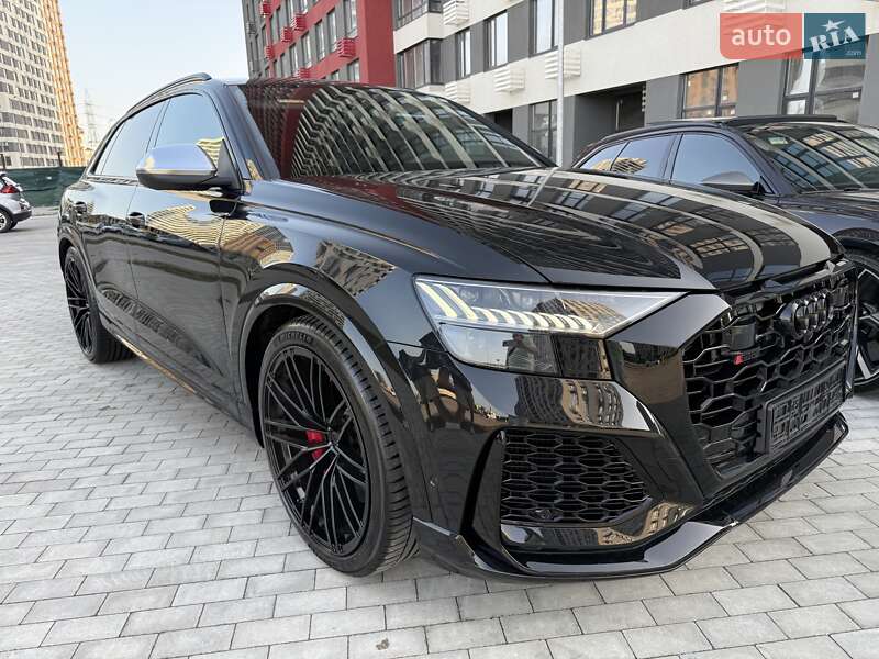Внедорожник / Кроссовер Audi RS Q8 2024 в Киеве