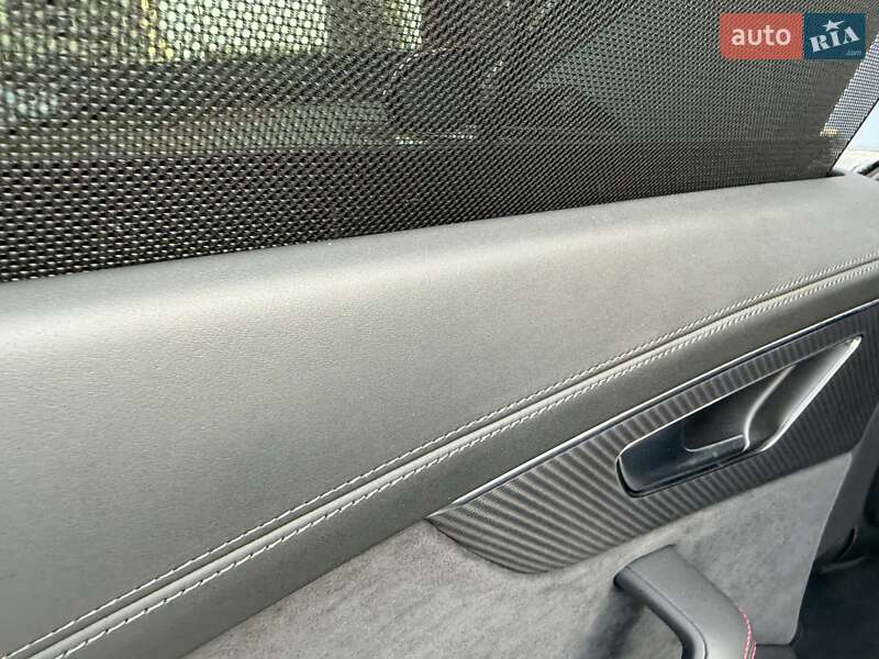 Внедорожник / Кроссовер Audi RS Q8 2024 в Киеве