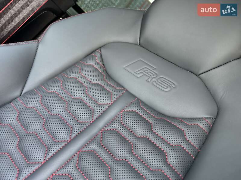 Внедорожник / Кроссовер Audi RS Q8 2024 в Киеве