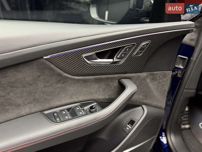Внедорожник / Кроссовер Audi RS Q8 2020 в Киеве