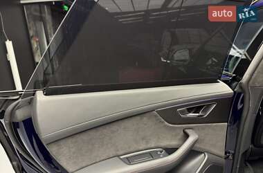 Внедорожник / Кроссовер Audi RS Q8 2020 в 