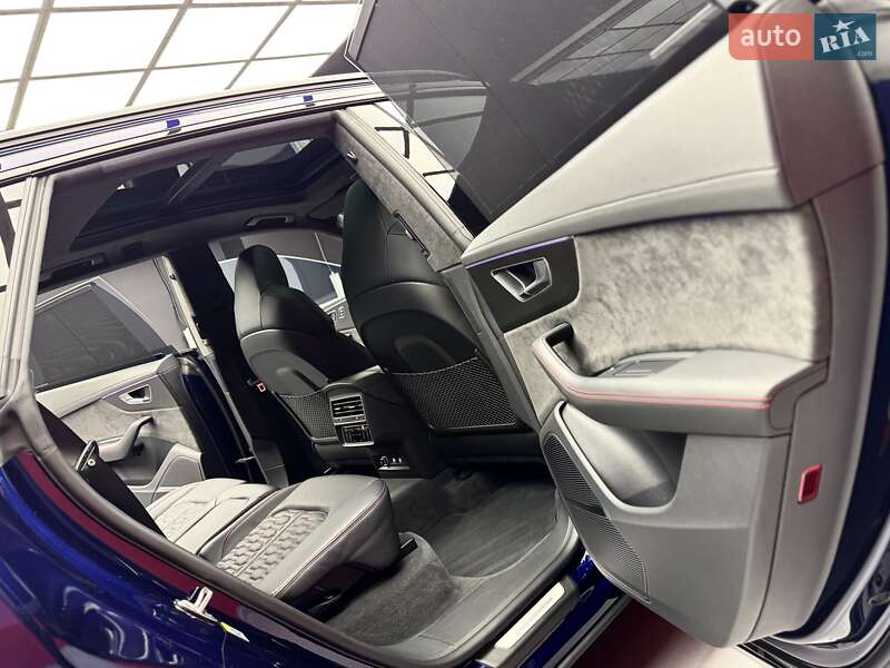 Внедорожник / Кроссовер Audi RS Q8 2020 в Киеве