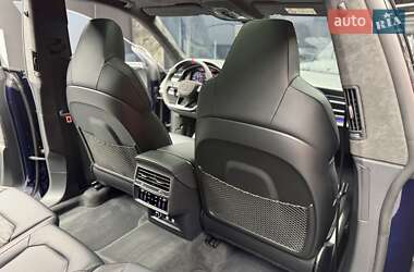 Внедорожник / Кроссовер Audi RS Q8 2020 в 