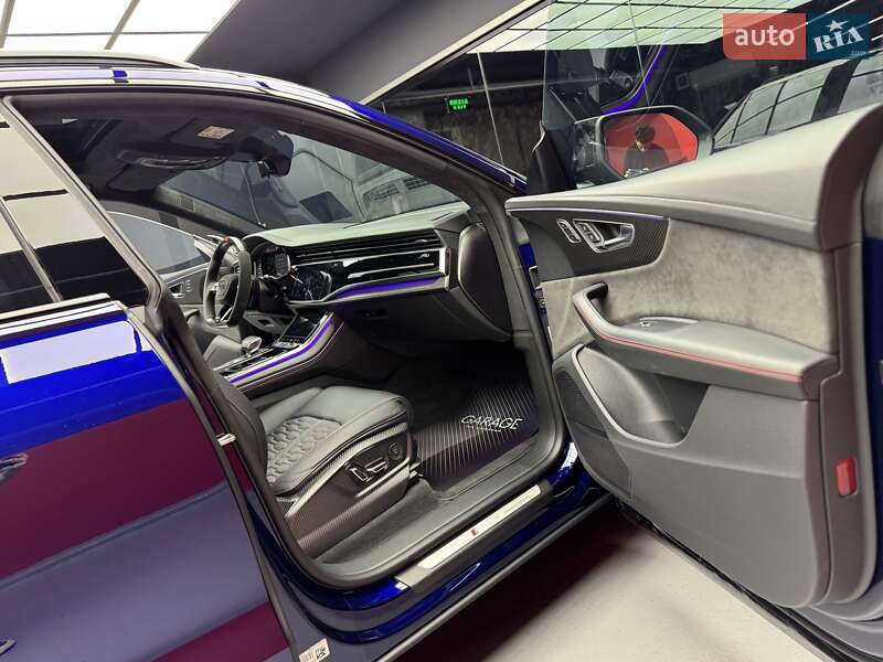 Внедорожник / Кроссовер Audi RS Q8 2020 в Киеве