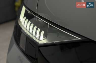 Внедорожник / Кроссовер Audi RS Q8 2023 в 