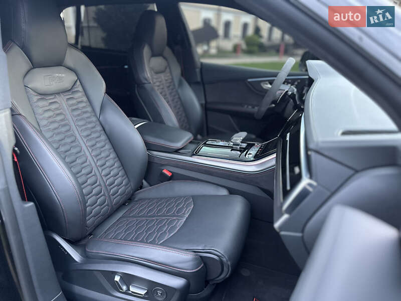Внедорожник / Кроссовер Audi RS Q8 2023 в Ровно