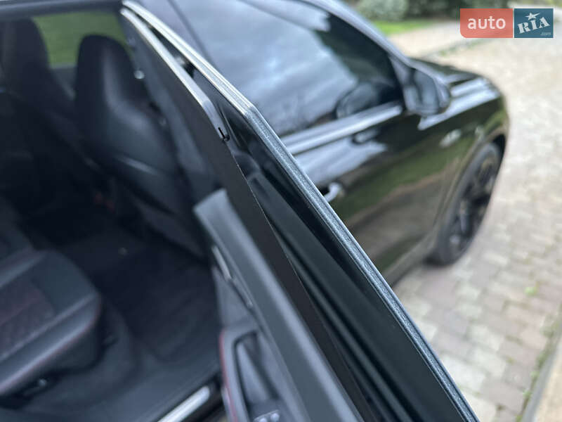 Внедорожник / Кроссовер Audi RS Q8 2023 в Ровно