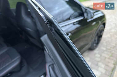 Внедорожник / Кроссовер Audi RS Q8 2023 в 