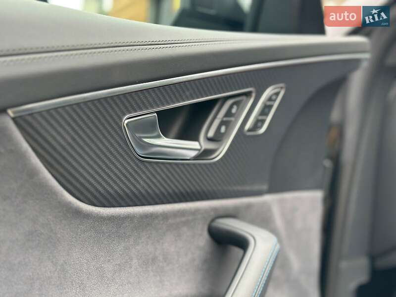 Позашляховик / Кросовер Audi RS Q8 2025 в Києві