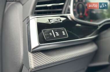 Внедорожник / Кроссовер Audi RS Q8 2025 в 