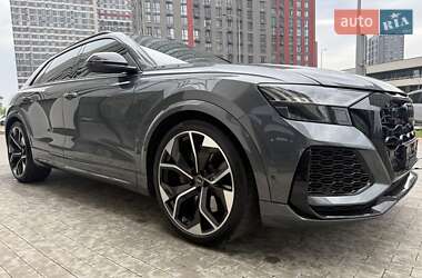 Внедорожник / Кроссовер Audi RS Q8 2023 в 