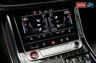 Внедорожник / Кроссовер Audi RS Q8 2023 в 