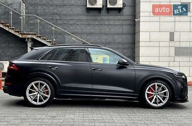 Внедорожник / Кроссовер Audi RS Q8 2020 в 