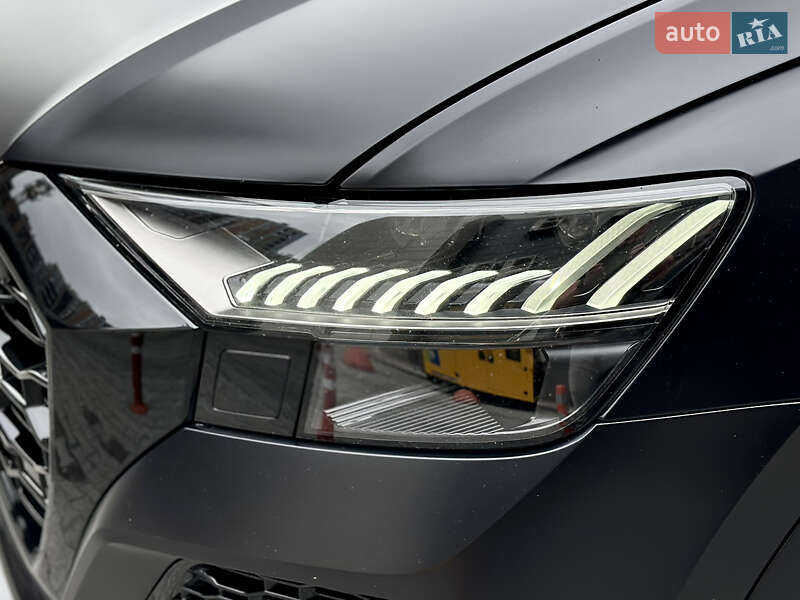 Позашляховик / Кросовер Audi RS Q8 2020 в Києві