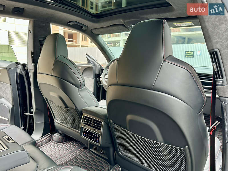 Позашляховик / Кросовер Audi RS Q8 2020 в Києві