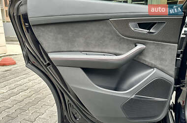 Внедорожник / Кроссовер Audi RS Q8 2020 в 