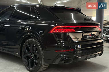 Внедорожник / Кроссовер Audi RS Q8 2021 в 