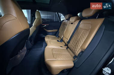 Внедорожник / Кроссовер Audi RS Q8 2021 в 