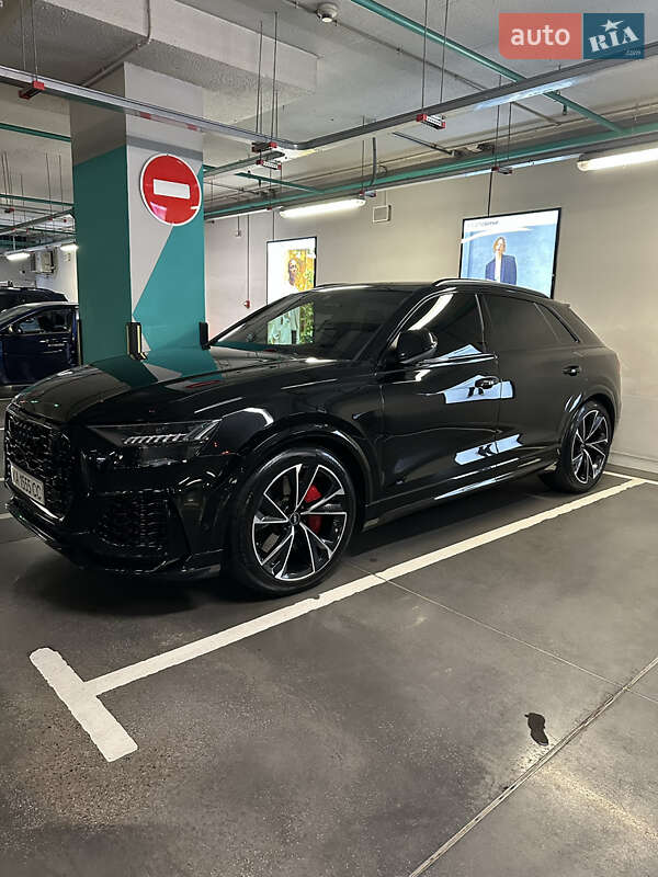 Позашляховик / Кросовер Audi RS Q8 2021 в Києві