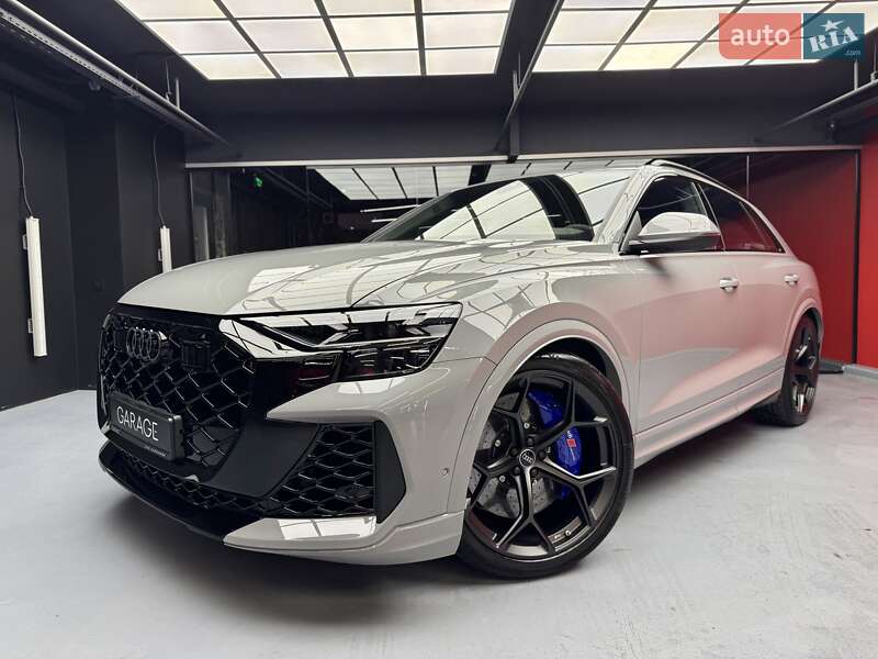 Внедорожник / Кроссовер Audi RS Q8 2025 в Киеве